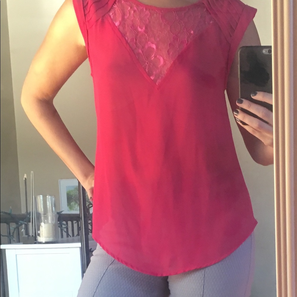 Pink lace shell